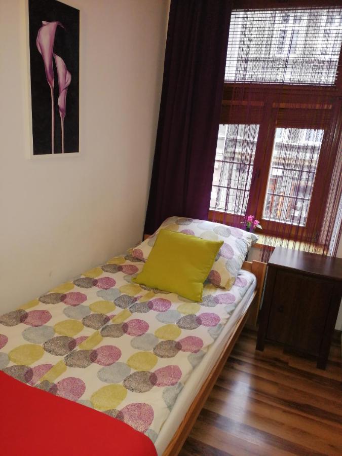 Hostel Gliwice Centrum Parking Eksteriør bilde