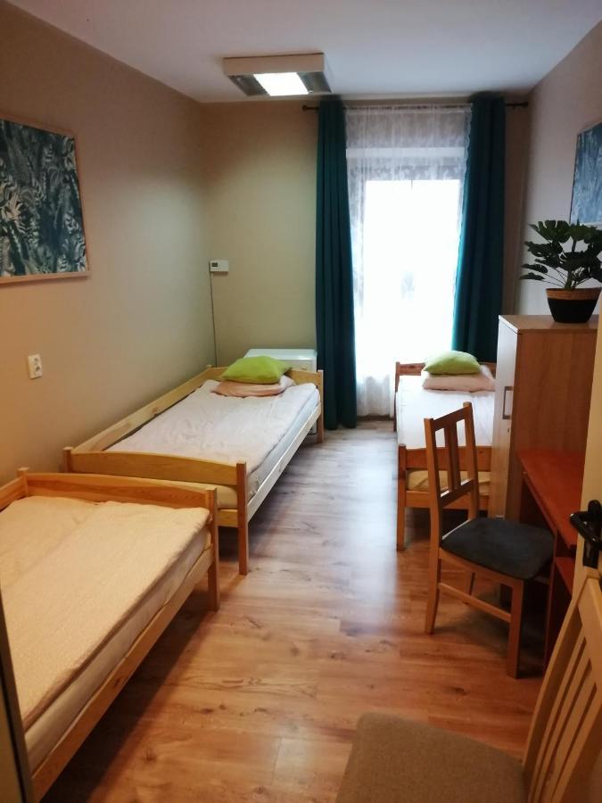 Hostel Gliwice Centrum Parking Eksteriør bilde